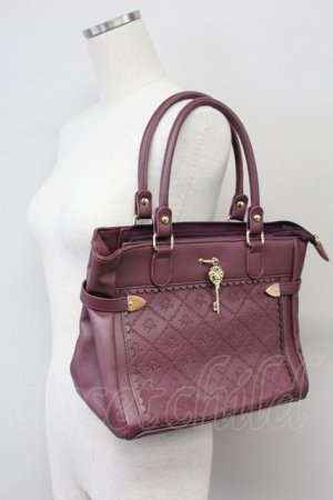画像: axes femme / 鍵付き薔薇デザインバッグ  ワイン T-25-06-27-014-AX-BG-OW-ZT
