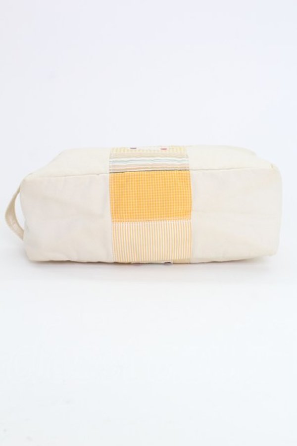 画像5: Karl Helmut / ワッペン使いポーチ  アイボリー T-25-06-28-013-EL-ZA-OW-ZT-K015 (5)