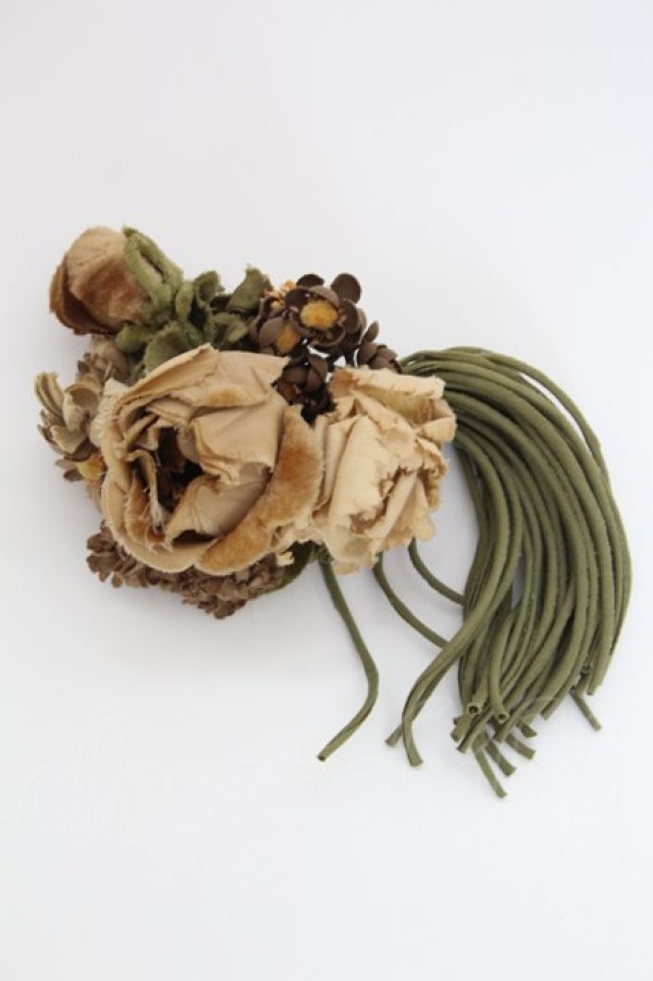 画像1: KANEKO ISAO / 花寄せコサージュ  ベージュ系 T-25-06-28-018-EL-AC-OW-ZT-K015 (1)