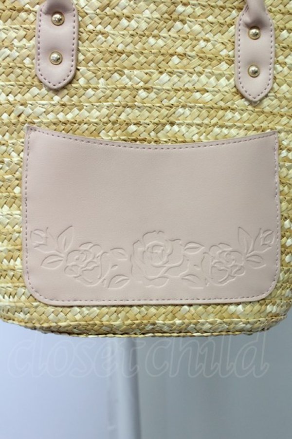 画像4: axes femme / バラ型押しポケットかごバッグ  ピンク T-25-06-28-009-AX-BG-OW-ZT088 (4)