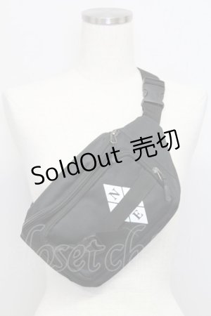 画像: NieR Clothing / ボディバッグ  ブラック T-25-06-28-002-PU-BG-IG-ZT
