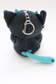 画像2: NieR Clothing / シエルぬいぐるみキーホルダー  おすわり　ブラック T-25-06-30-018-PU-ZA-IG-ZT168-F006 (2)