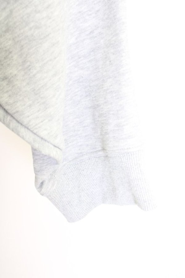 画像4: axes femme / 薔薇刺繍×英字プルオーバー L グレー T-25-07-05-004-AX-TO-SA-ZI (4)