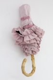 画像10: Maison de FLEUR / 遮光&UV　CUT　フリル折りたたみ傘  ピンク T-25-07-14-036-LO-ZA-OW-ZT (10)