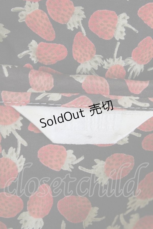 画像4: PINK HOUSE /いちごプリントワンピース  黒 T-25-07-17-039-LO-OP-AS-ZT313 (4)