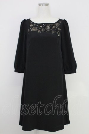 画像: Franche Lippee / 刺繍半袖ワンピース  黒 T-25-07-17-044-LO-OP-HI-ZT