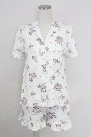 画像: axes femme / ローズブーケプリント半袖ブラウス&ショートパンツセットアップ  アイボリーＸピンクＸグリーン T-25-07-24-046-AX-OP-SA-ZI