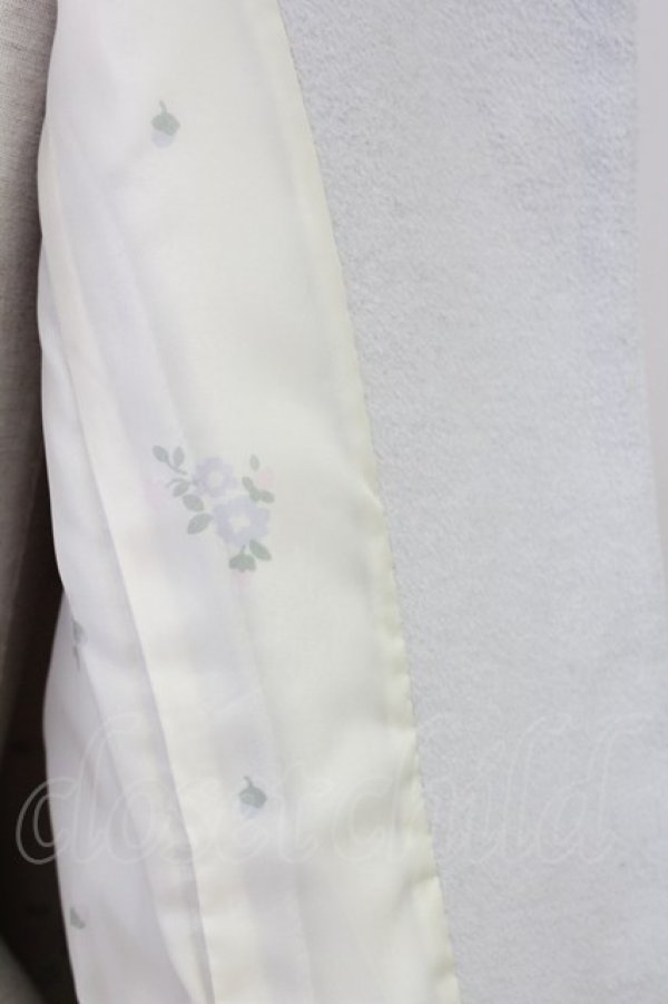 画像11: LODISPOTTO / 3つリボン袖先ファーノーカラーコート  グレーＸゴールド T-25-07-31-002-LO-CO-SA-ZT-C002 (11)