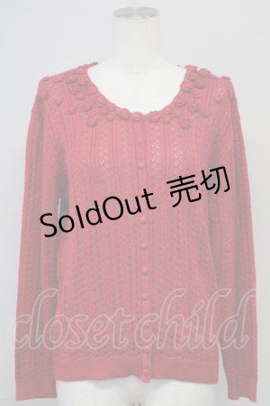 画像: INGEBORG / 襟ぐりモチーフ付きカーディガン  赤 T-25-08-24-007-LO-TO-SA-ZI