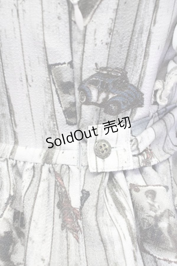 画像4: ALICE and the PIRATES / Quiet toys room〜あの子と遊んだあの日々を〜柄ジャンパースカートI  グレー×紺 T-25-09-10-022-PA-OP-SA-ZI (4)