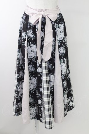 画像: axes femme / 花柄×チェック柄切替スカート  黒Ｘピンク T-25-09-24-025-AX-SK-SA-ZT427