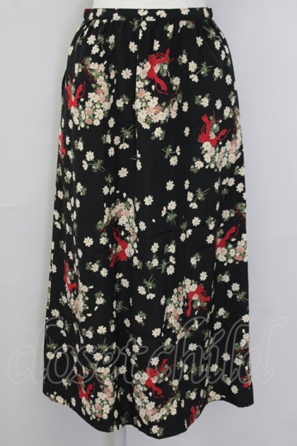 画像1: PINK HOUSE / 秋桜リースプリントスカート  黒Ｘ白Ｘ赤 T-25-09-26-028-LO-SK-SA-ZT439 (1)