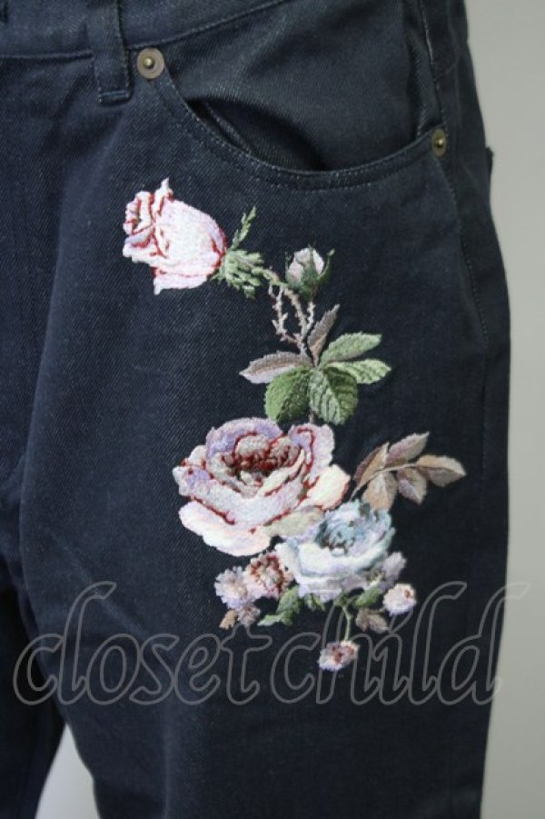 画像4: INGEBORG / 薔薇刺繍パンツ LL 黒Ｘピンク T-25-09-26-040-LO-PA-SA-ZT414 (4)