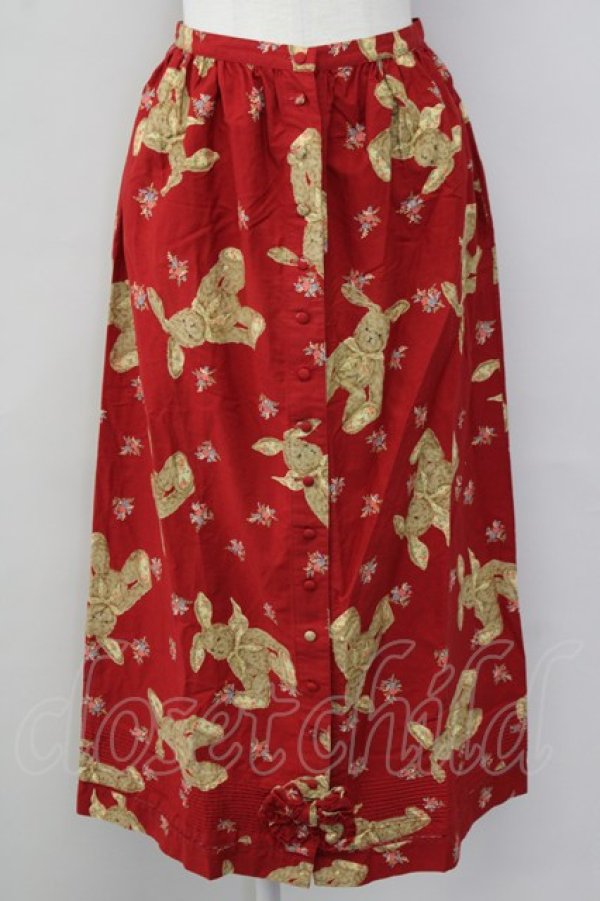 画像1: PINK HOUSE / うさぎぬいぐるみ柄前開きスカート  レッド T-25-09-26-014-LO-SK-SA-ZT442 (1)