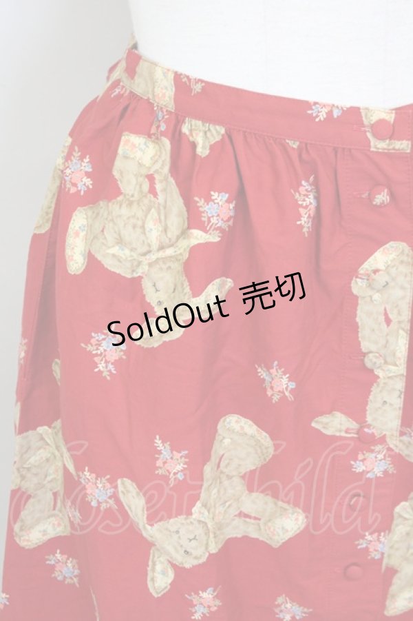 画像3: 【SALE】PINK HOUSE / うさぎぬいぐるみ柄前開きスカート  レッド T-25-09-26-014-LO-SK-SA-ZT442 (3)