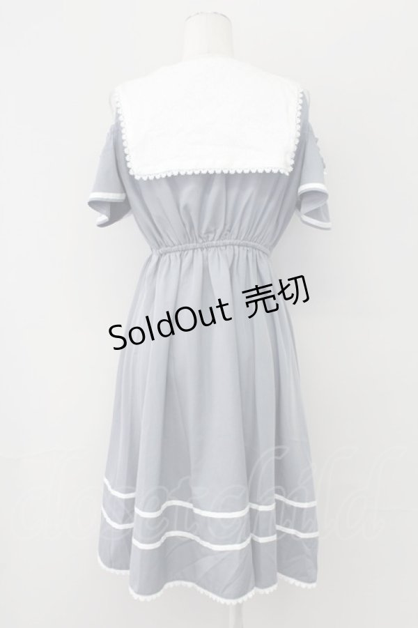 画像2: axes femme kawaii / オフショルセーラーワンピース  ブルーグレー T-25-09-27-021-AX-OP-SA-ZI (2)
