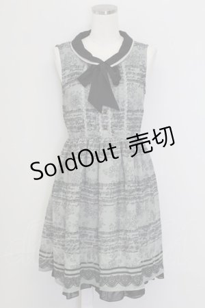 画像: axes femme / 音符柄シフォンワンピース  グリーン T-25-10-02-004-AX-OP-HR-ZS