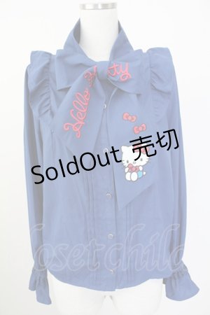 画像: axes femme / ハローキティ刺繍ブラウス  ネイビー T-25-10-09-006-AX-BL-SA-ZI