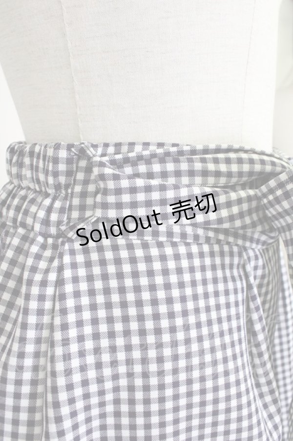 画像4: axes femme POETIQUE / リボン付バックフリルスカート  黒Ｘ白 T-25-10-16-009-AX-SK-SA-ZI (4)