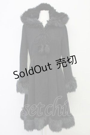 画像: MAM / ファーポンポンコート  ブラック T-25-10-17-030-LO-CO-SA-ZT