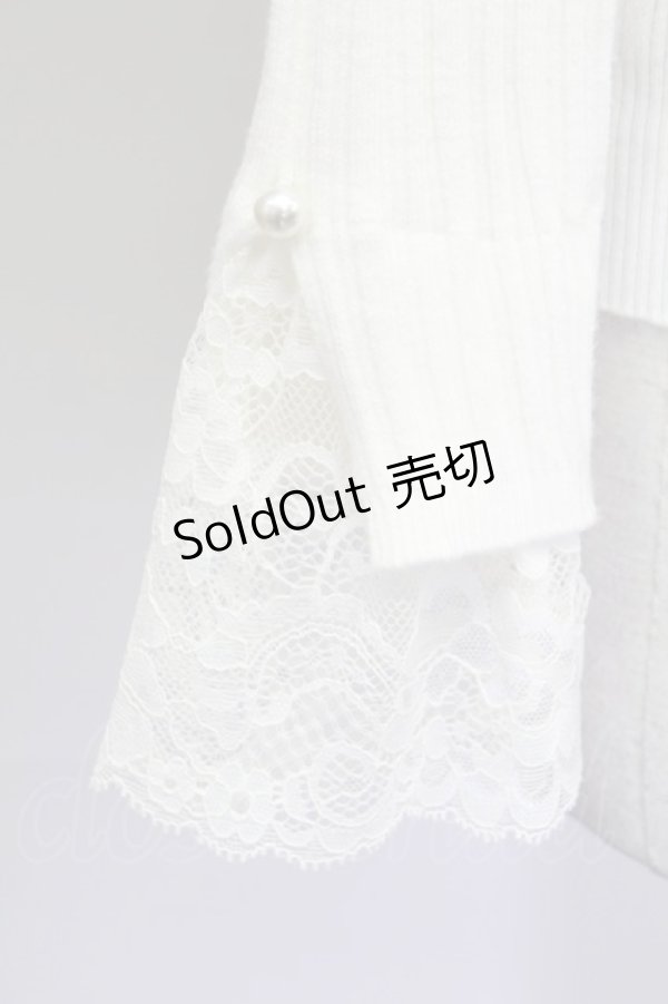 画像4: axes femme / ロゴ刺繍入オフショルニット  シロ T-25-10-17-007-AX-TO-SA-ZT265 (4)