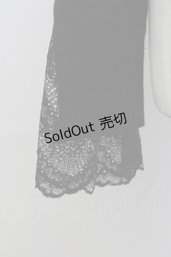 画像3: axes femme / ローズ刺繍オフショルニット  クロ T-25-10-24-013-AX-TO-SA-ZT (3)