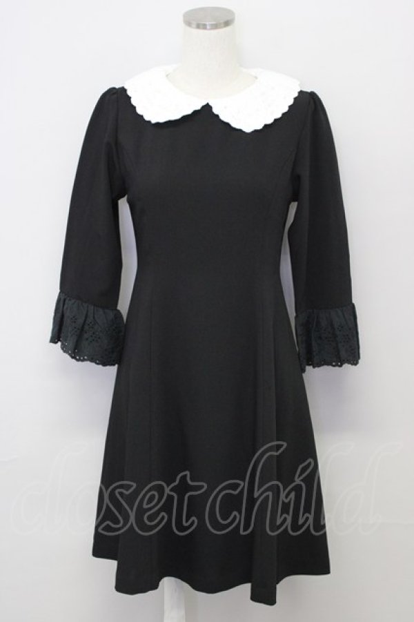 画像1: LODISPOTTO / パール刺繍襟ワンピース M 黒Ｘ白 T-25-10-25-032-LO-OP-SA-ZT (1)