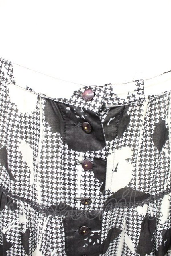 画像3: PINK HOUSE / フラワー千鳥柄スカート  黒X白 T-25-10-29-008-LO-SK-SA-ZT (3)