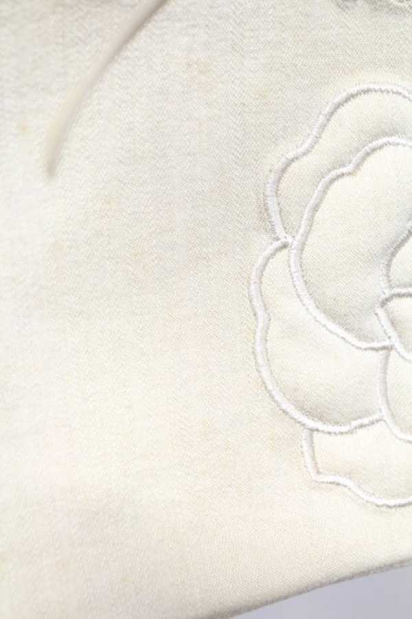 画像6: INGEBORG / カメリア刺繍ポシェット  アイボリー T-25-10-29-013-LO-BG-SA-ZT (6)