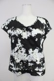 画像1: INGEBORG / シルエットフラワーブーケ半袖ブラウス M 黒Ｘ白 T-25-10-30-014-LO-BL-SA-ZT (1)