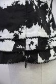 画像4: INGEBORG / シルエットフラワーブーケ半袖ブラウス M 黒Ｘ白 T-25-10-30-014-LO-BL-SA-ZT (4)