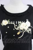 画像3: PINK HOUSE / パールネックレスローズプリントカットソー  黒Ｘ白 T-25-10-30-018-LO-TO-SA-ZI (3)