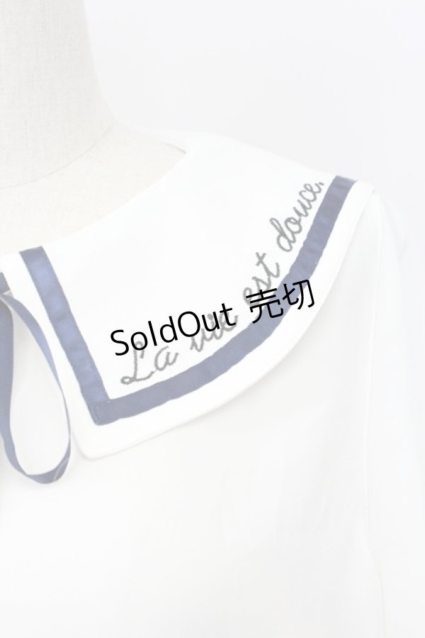 画像4: Rydia / 襟刺繍セーラー半袖ブラウス  白Ｘネイビー T-25-11-06-004-PU-BL-SA-ZI (4)