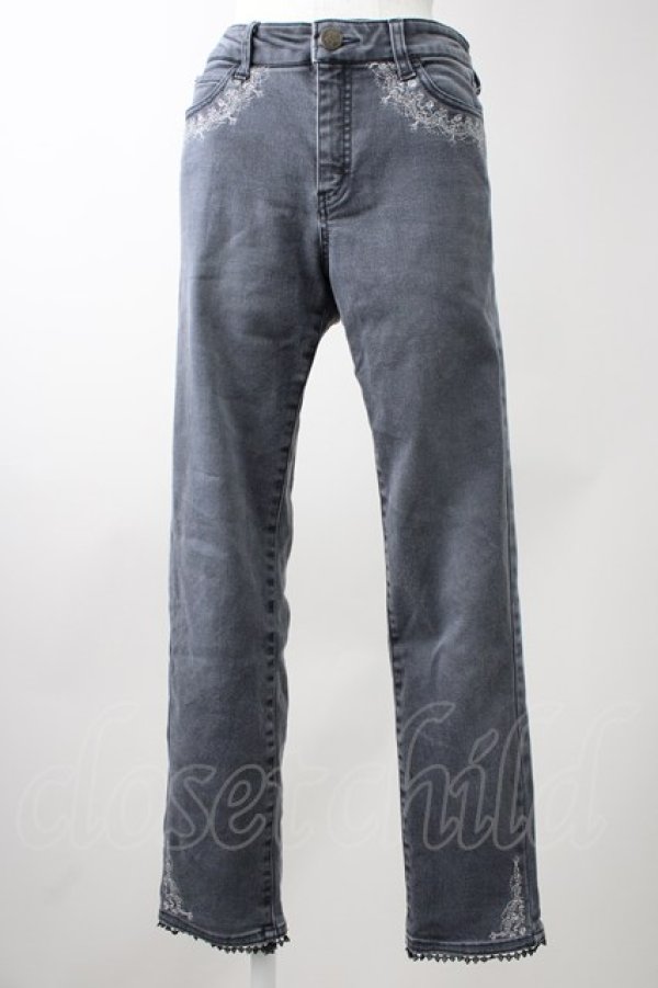 画像1: axes femme / ポケット刺繍デニムパンツ S グレー T-25-11-09-054-AX-PA-SA-ZT418 (1)