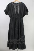 画像1: PINK HOUSE / フロント刺繍半袖ロングワンピース  グレー T-25-11-09-012-LO-OP-SA-ZT509 (1)