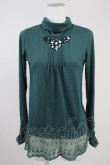 画像1: axes femme / 巻き薔薇レースハイネックカットソー  グリーン T-25-11-09-020-AX-TO-SA-ZT (1)