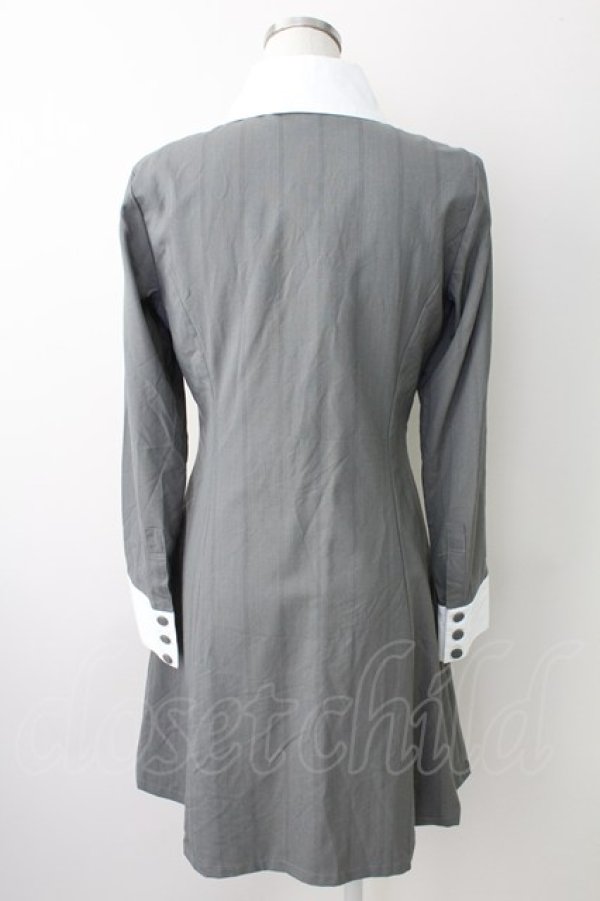 画像2: MIHO MATSUDA / ネクタイ付きワンピース  グレーＸ白 T-25-11-14-019-GO-OP-SA-ZT (2)