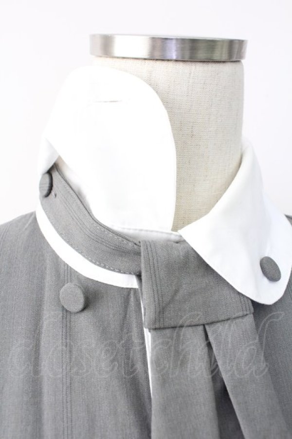 画像3: MIHO MATSUDA / ネクタイ付きワンピース  グレーＸ白 T-25-11-14-019-GO-OP-SA-ZT (3)