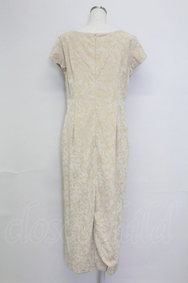 画像2: INGEBORG / 型押し風小花総柄半袖ワンピース  アイボリー T-25-11-15-039-LO-OP-SA-ZI (2)