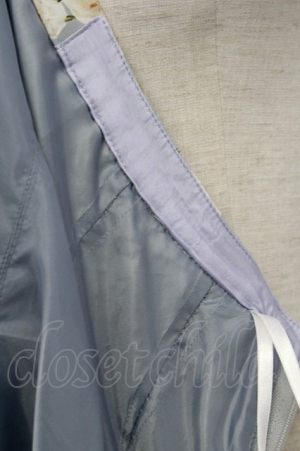 画像4: INGEBORG / 白花総柄プリーツスカート  サックス T-25-11-15-046-LO-BL-SA-ZI (4)