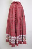 画像1: PINK HOUSE / 野ばらとチェリー刺繍タータンチェックスカート  赤 T-25-11-20-016-LO-SK-AS-ZT419 (1)