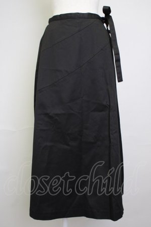 画像: INGEBORG / 斜め切替スカート L ブラック T-25-11-20-025-LO-SK-SA-ZT