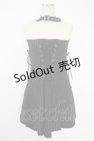 画像: Ozz oneste / ストライプサイド編み下げビスチェジャンパースカート  黒Ｘ白 T-25-11-21-024-OO-OP-SA-ZI