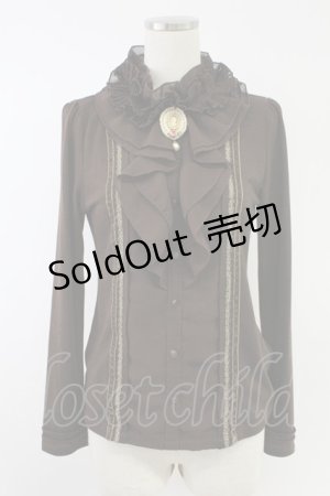 画像: axes femme / カメオブローチ付きハイネックシフォンフリルカットソー  ブラウン T-25-11-23-013-AX-TO-SA-ZT