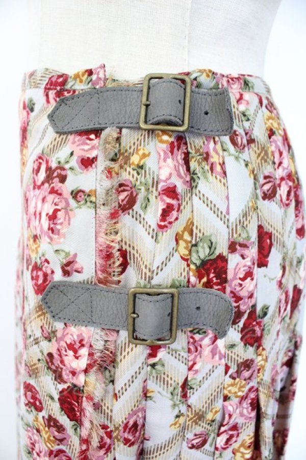 画像3: INGEBORG / チェック花柄キルト風スカート  サックス T-25-11-28-025-LO-SK-SA-ZI (3)