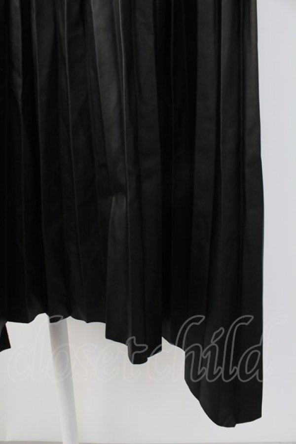 画像3: axes femme / フェイクレザーイレヘムスカート M ブラック T-25-12-03-040-AX-SK-SA-ZT (3)