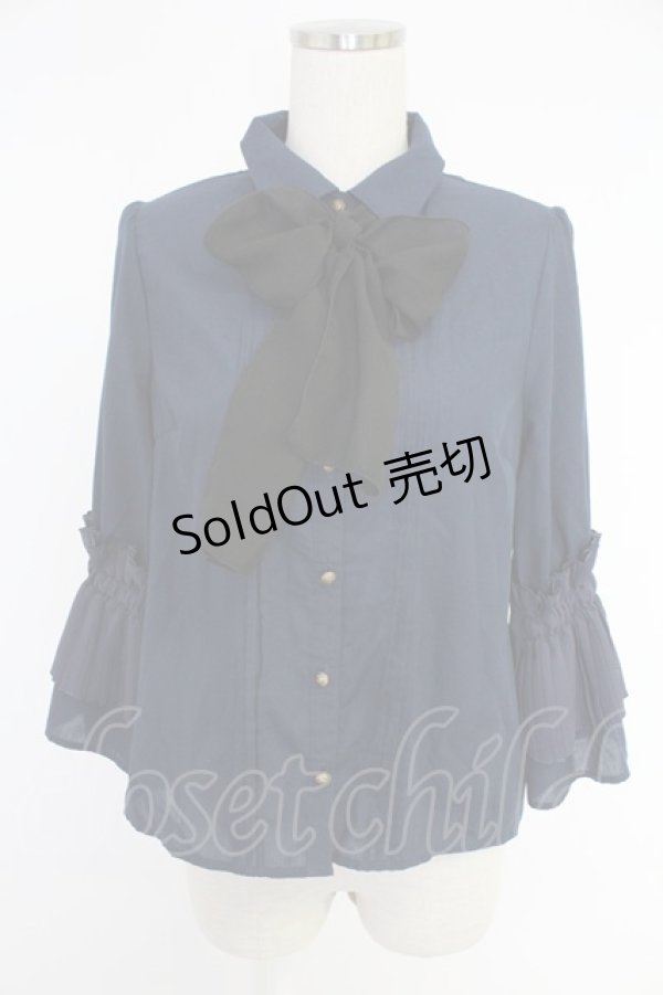 画像1: axes femme POETIQUE / 袖プリーツフリル使いブラウス  ネイビー T-25-12-03-019-AX-BL-SA-ZI (1)