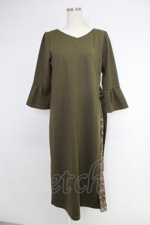 画像: axes femme / サイドプリーツ七分袖ワンピース  オリーブ T-25-12-03-031-AX-OP-SA-ZT
