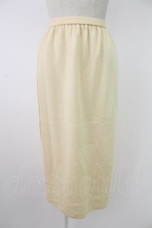 画像: INGEBORG / ニットスカート  アイボリー T-25-12-07-025-LO-SK-OW-ZT