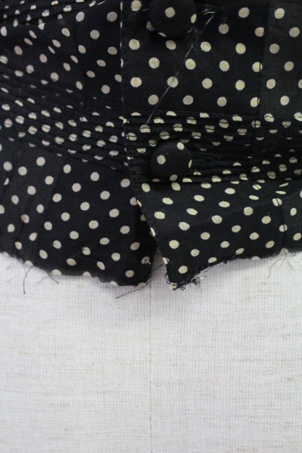 画像3: KANEKO ISAO / ピンタック使いドットブラウス【リメイク品】  クロ T-25-12-10-011-EL-BL-OW-ZT (3)